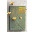 Annem Kakta Babam Beikte Kahverengi Kitap