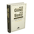 Her Gne Bir Soru niversiteliler in Pegasus Yayn Ciltli
